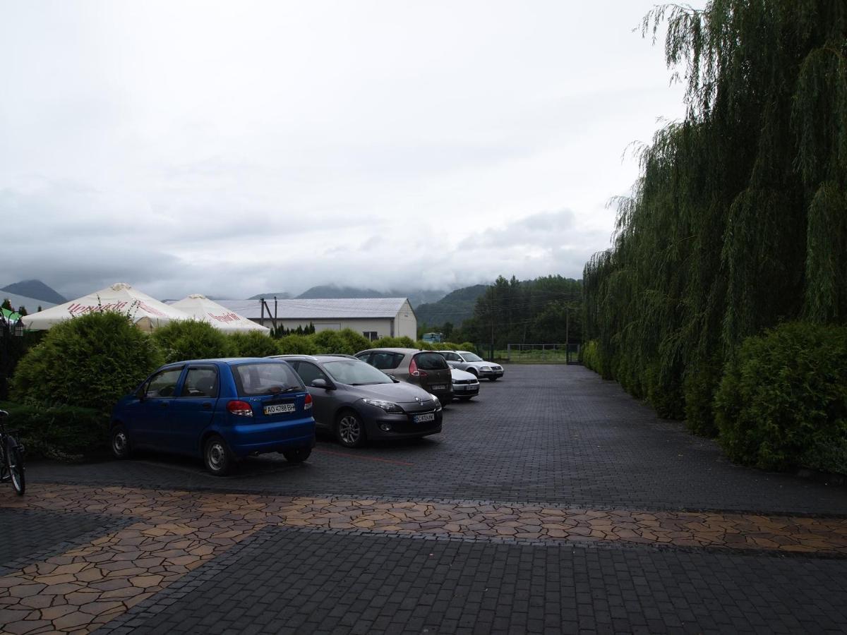 Tulipan Hotel Aquapark Vyshkove 외부 사진
