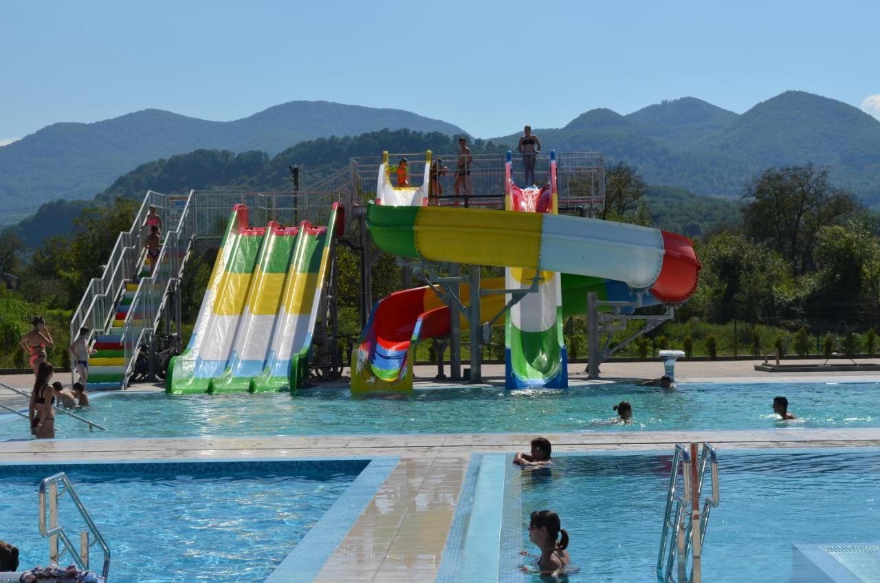 Tulipan Hotel Aquapark Vyshkove 외부 사진